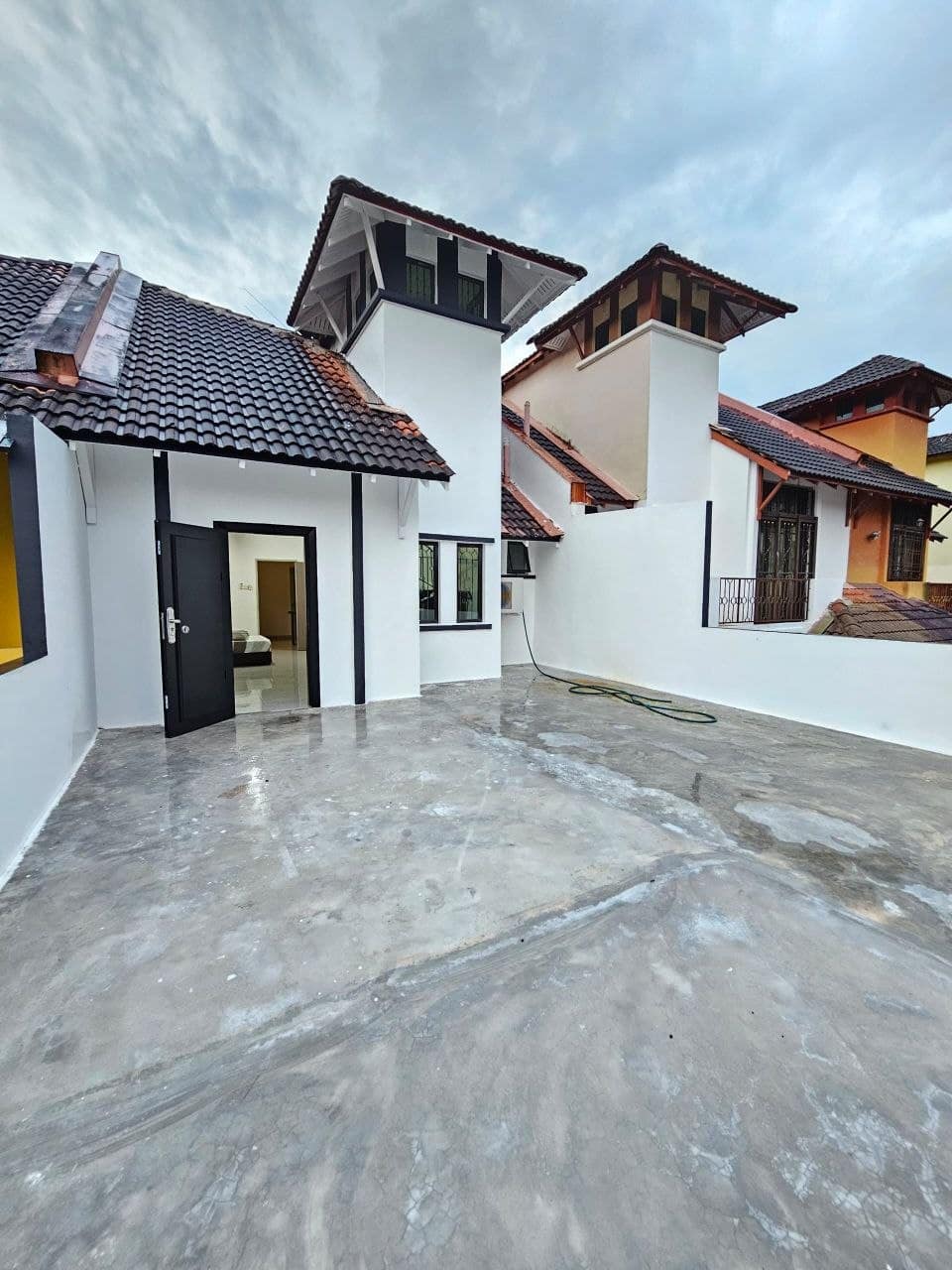 2.5 storey Taman Permata – photo 1