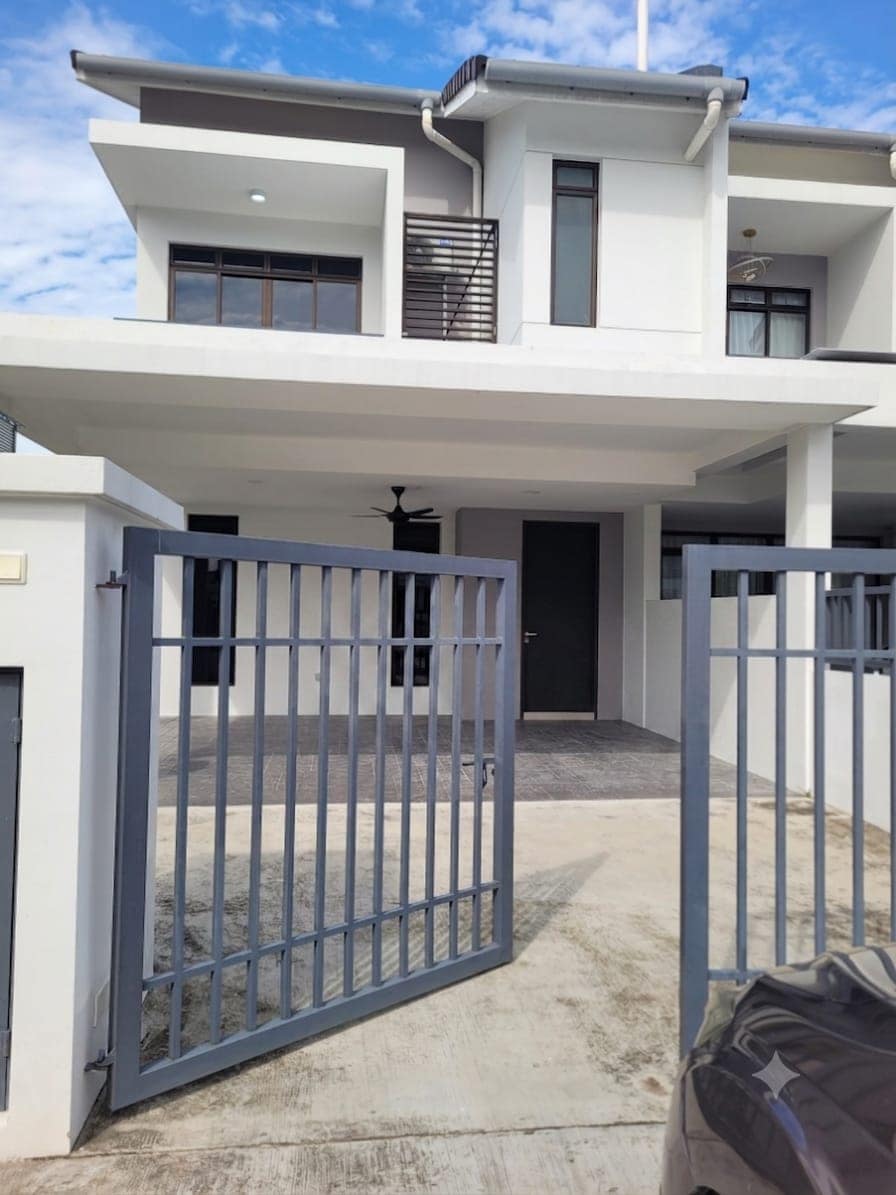 Double Storey Terrace House (End Lot) Aspira Parkhomes – photo 1