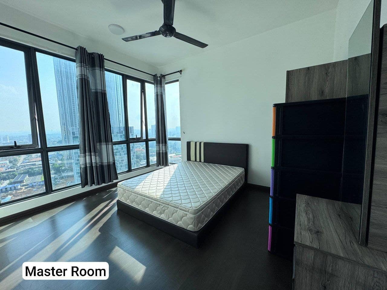 Condo SKS Pavilion – photo 1