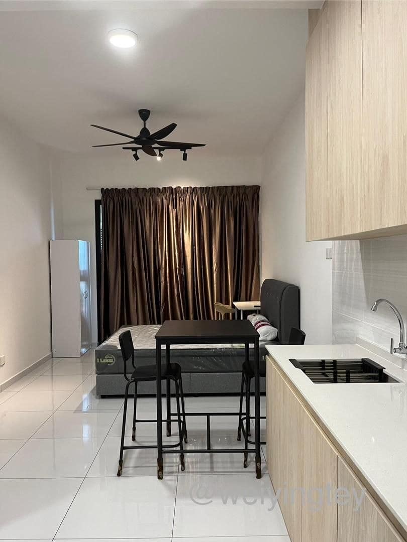 Studio (dual key type) Sky Trees @ Bukit Indah – photo 1