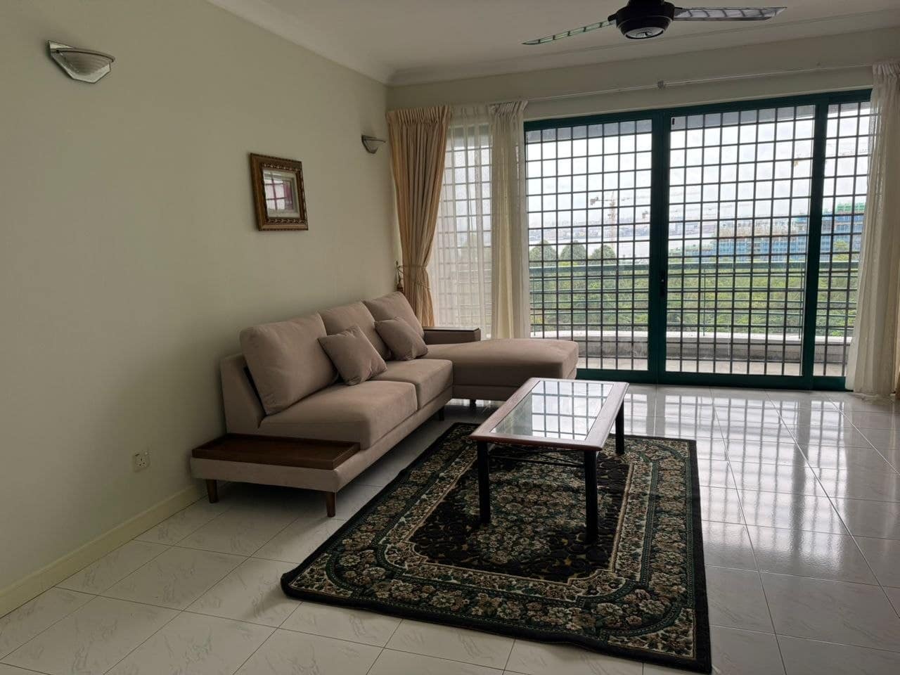 Condo WTL Straits View – photo 1