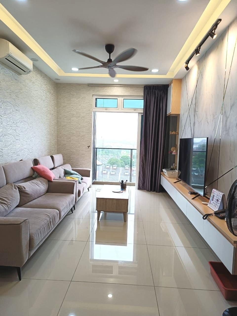 Condominium Tebrau – photo 1