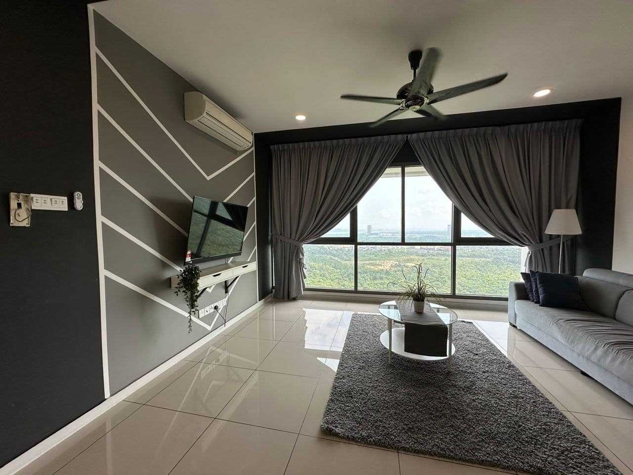 Condo Iskandar Residences – photo 1