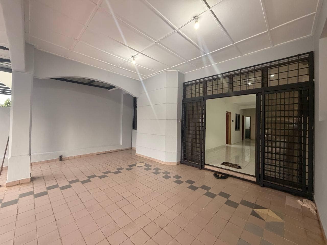 1.5 Storey Terrace House Taman Perling – photo 1