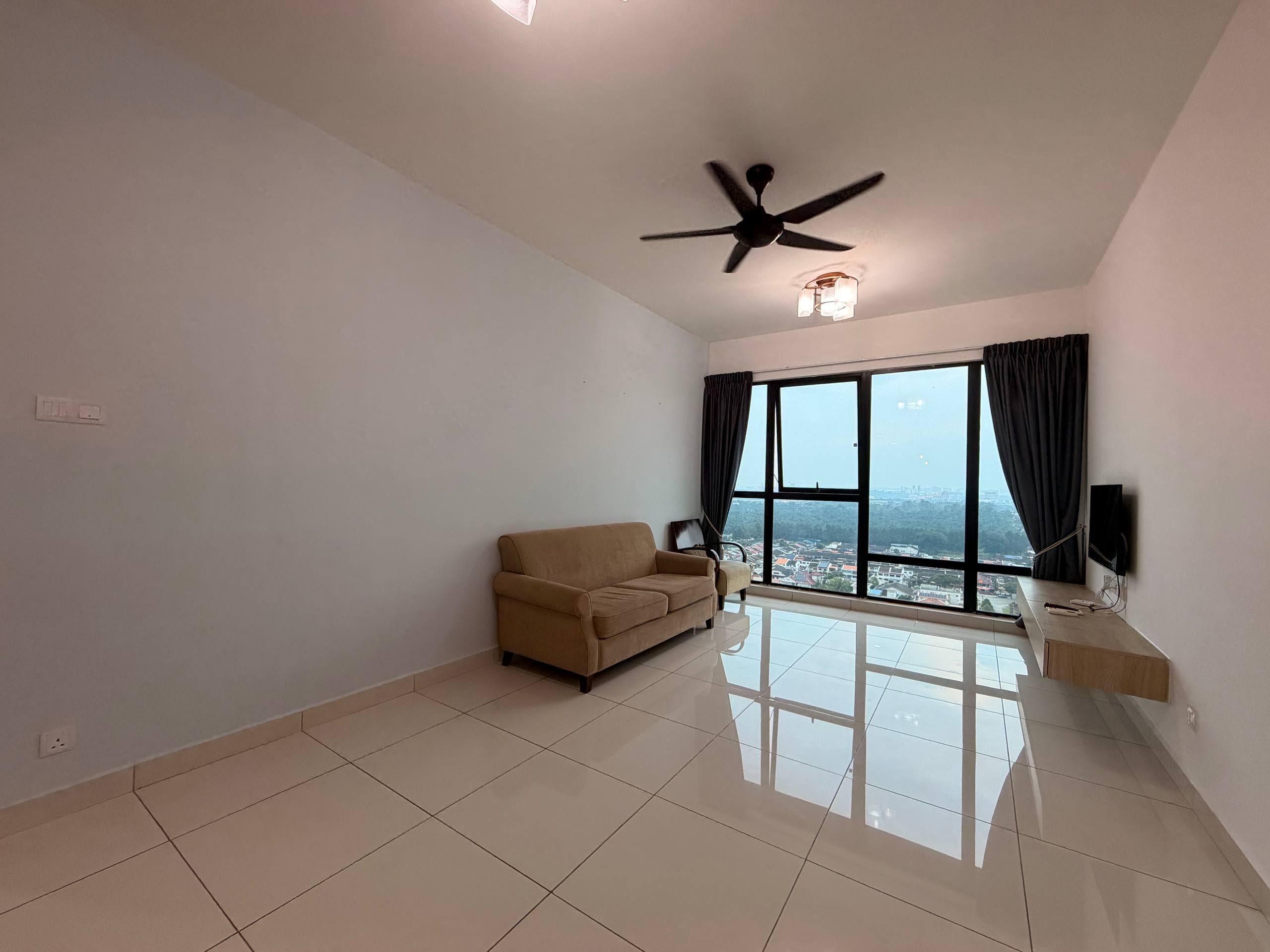 Condo JB Town / Southkey – photo 1
