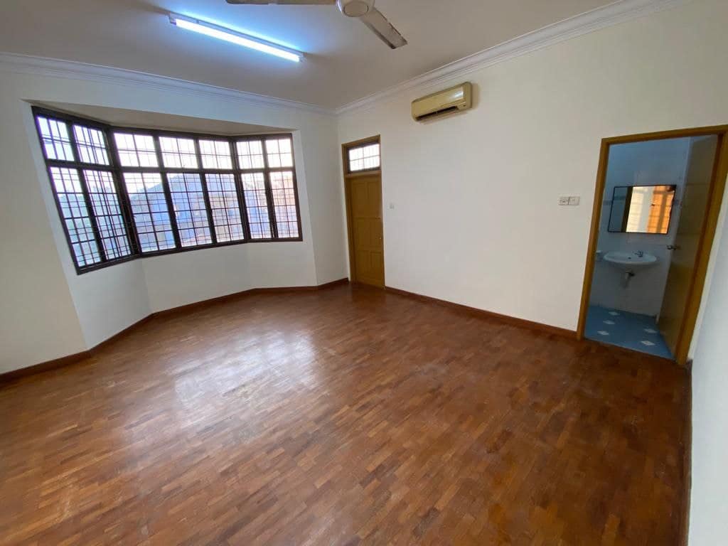 House Taman Serene Park – photo 1
