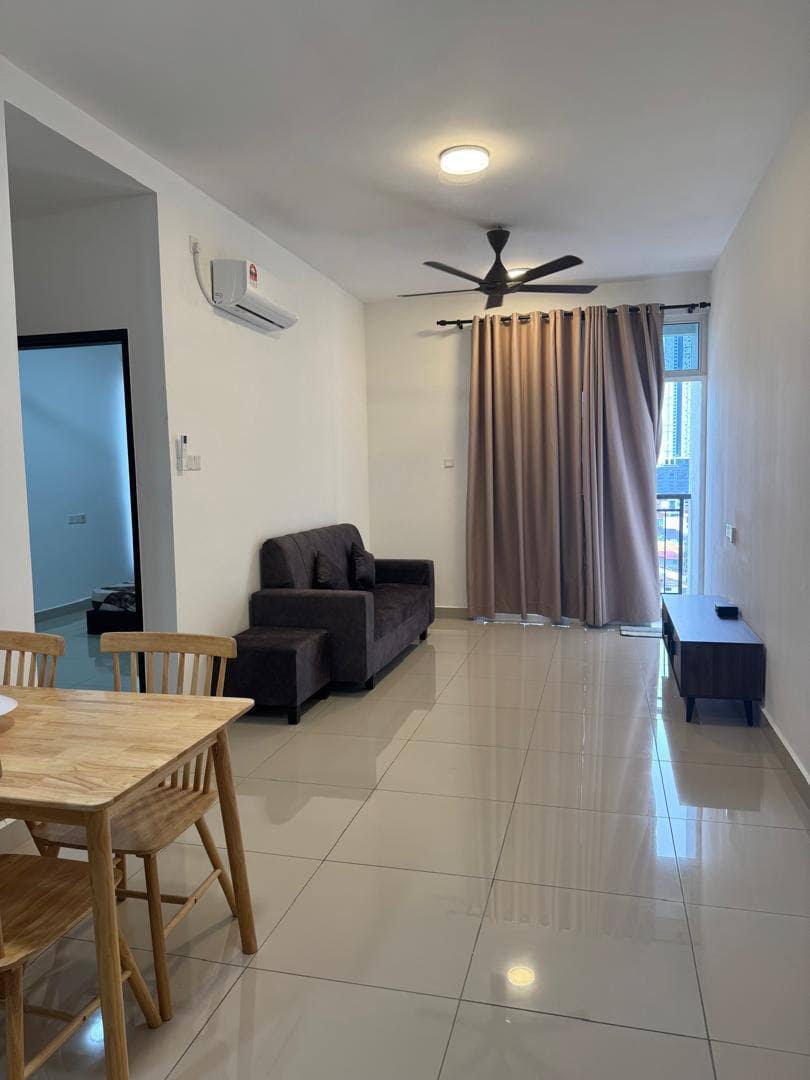 Condominium Trellis Residence – photo 1