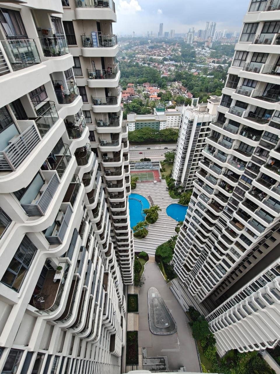 Condominium Country Garden Danga Bay – photo 1