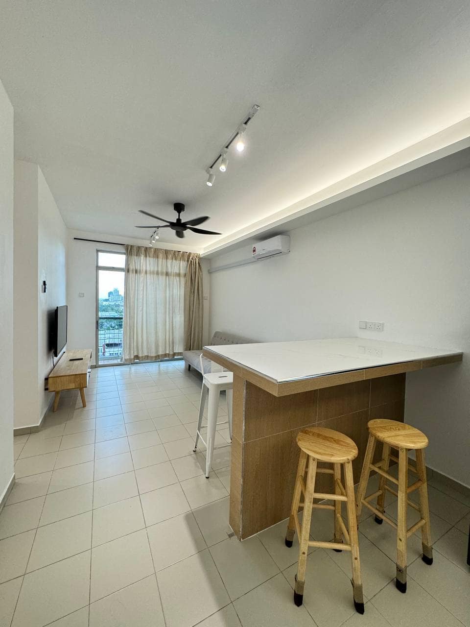 Suite Taman Mount Austin – photo 1