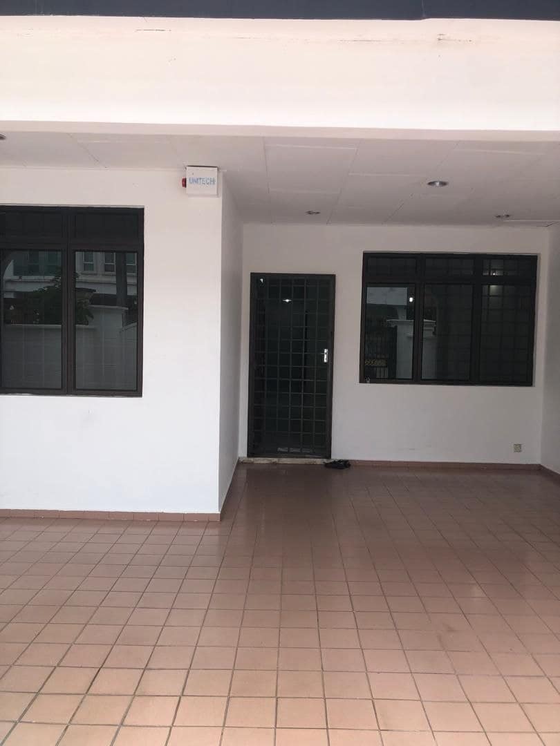 Single Storey Terrace House Taman Pelangi – photo 1