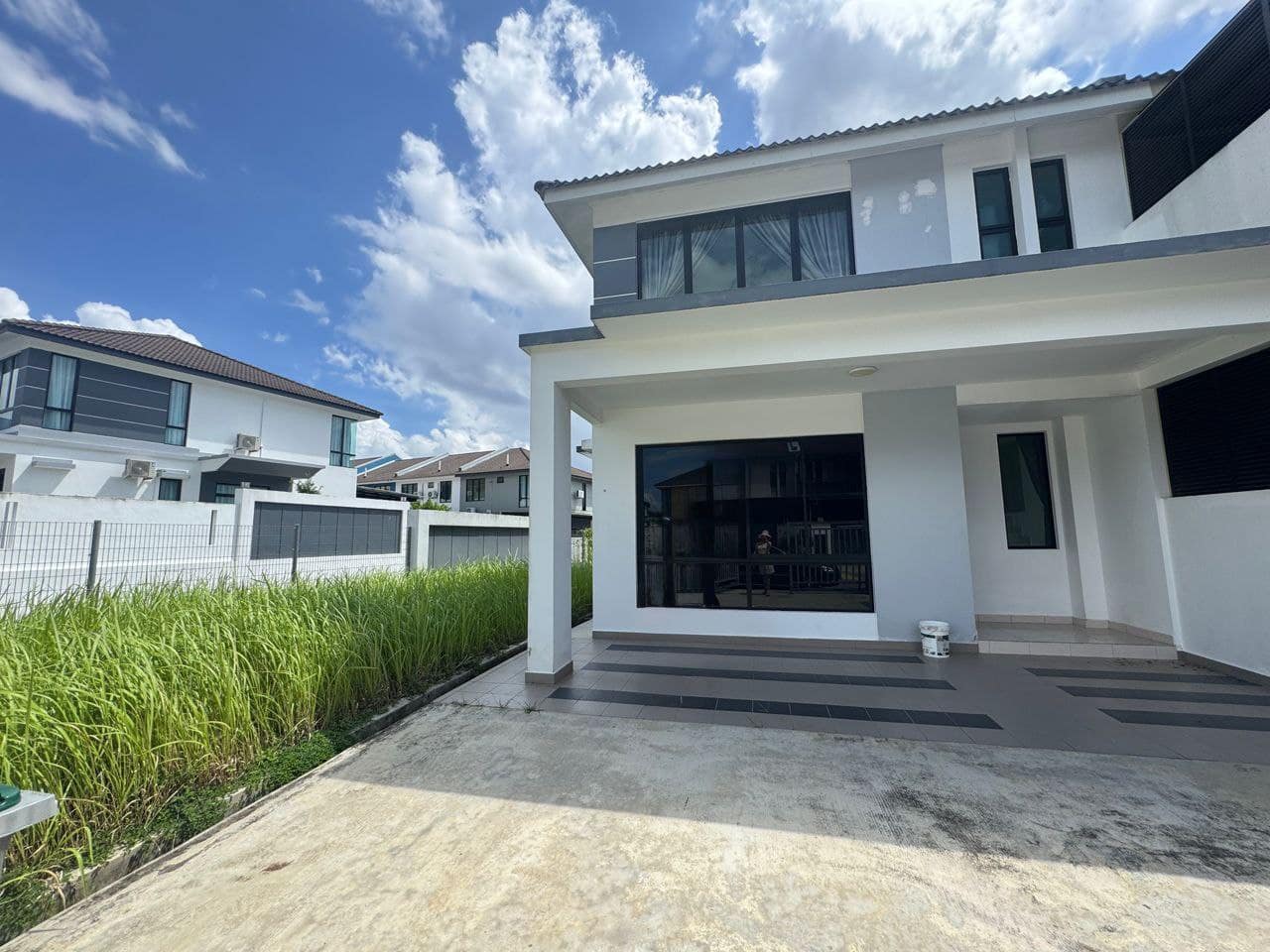 Double Storey Terrace House Austin Duta 2 – photo 1