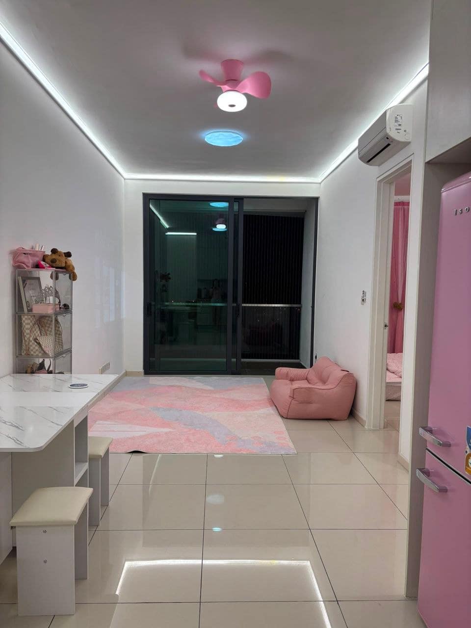 1 Bedroom + Study Macrolink – photo 1