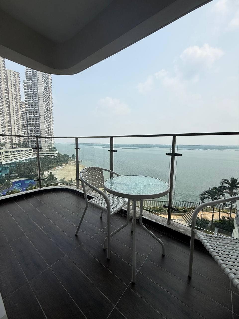 Condominium Royal Strand @ Country Garden Danga Bay – photo 1