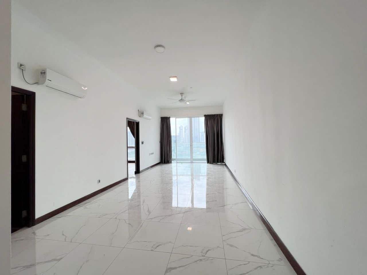 Condominium Paragon Suites @ CIQ