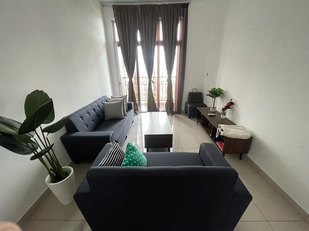 Service Apartment Larkin – photo 1