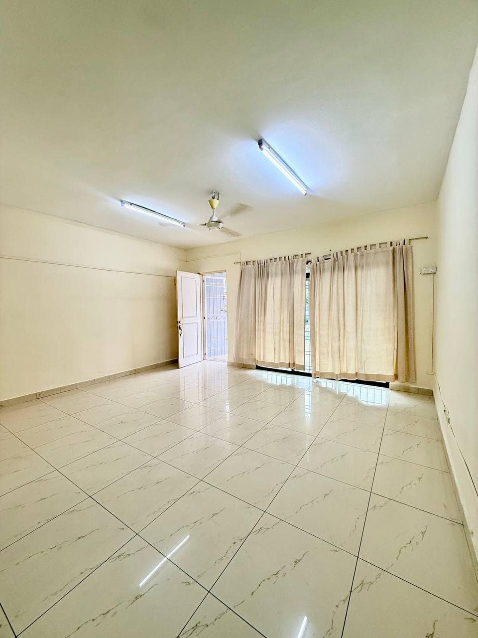 FOR RENT !!
Mount Austin – Austin Boulevard🏡
📍 … – photo 1