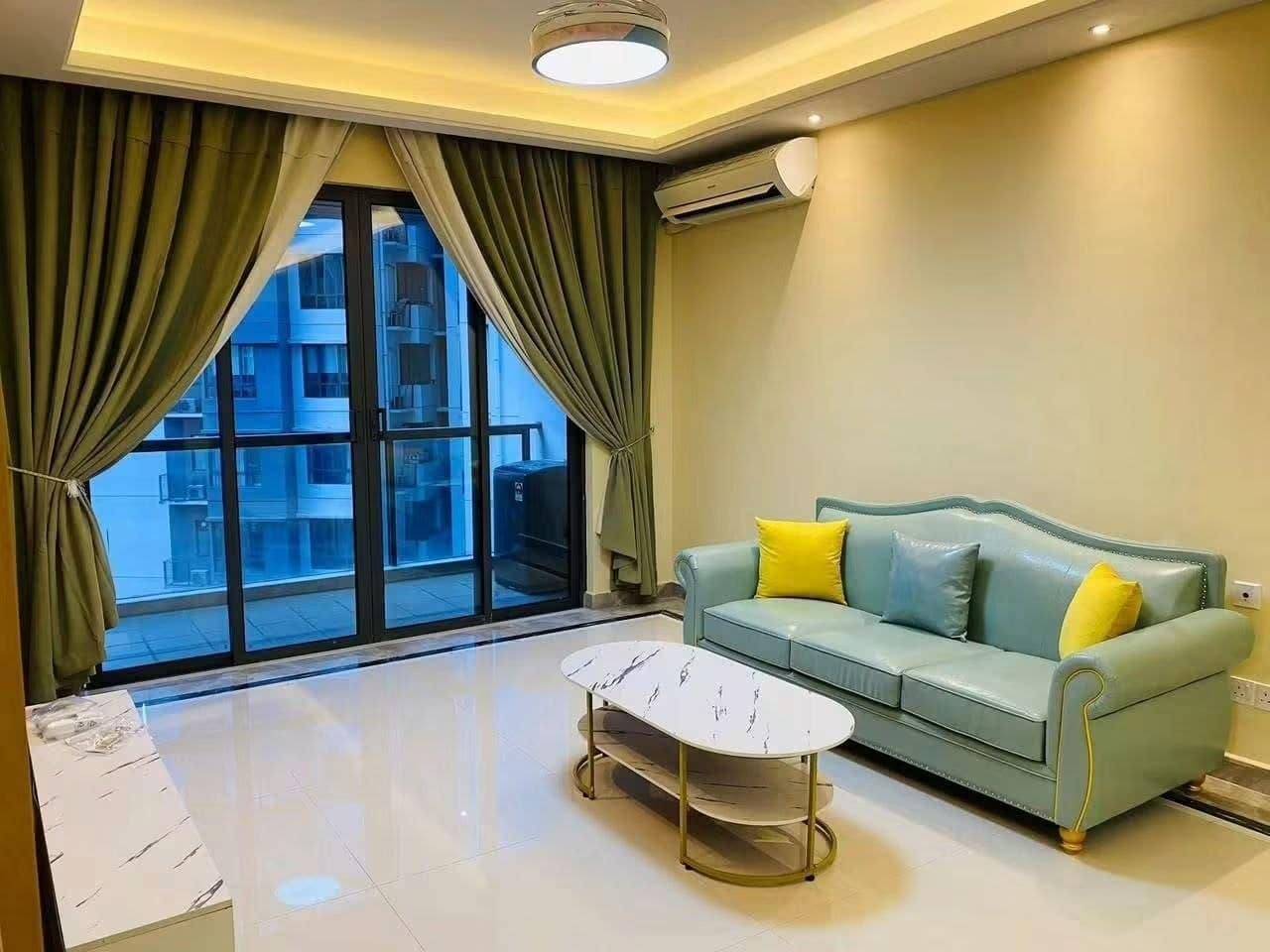 For rent
R&F Princess Cove Phase 1
3 bedrooms 2 … – photo 1