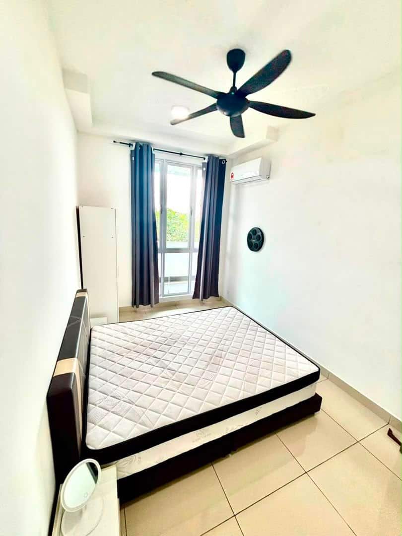 Meridin Bayvue Service Apartment
1098sf Block B1 …