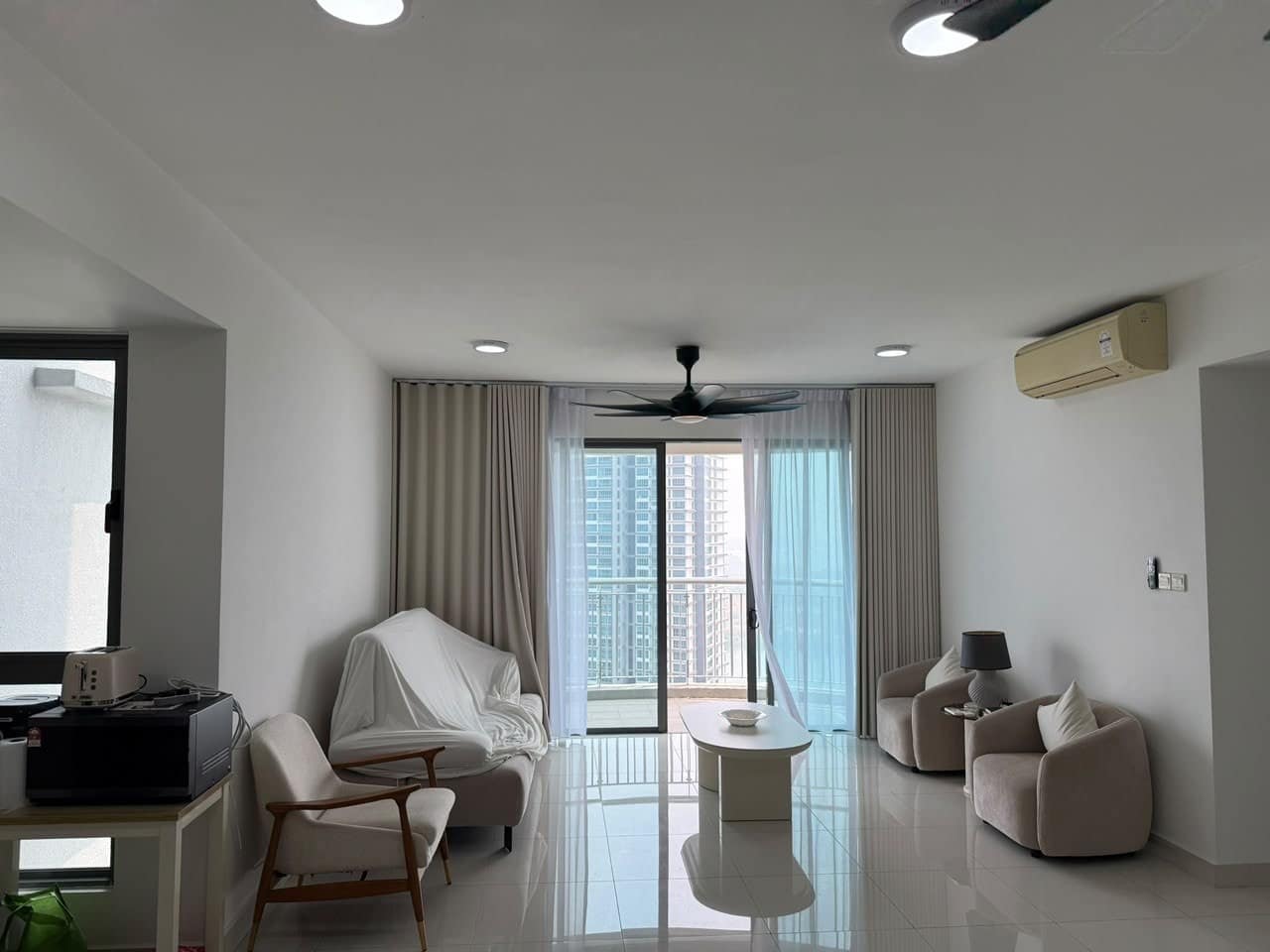 For Rent ( DZ0507 )
Teega Residence Tower B
Hig… – photo 1