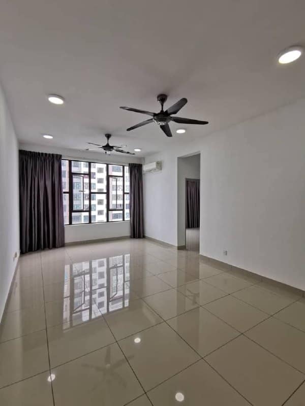 Service Apartment Austin Regency @ Mount Austin – photo 1