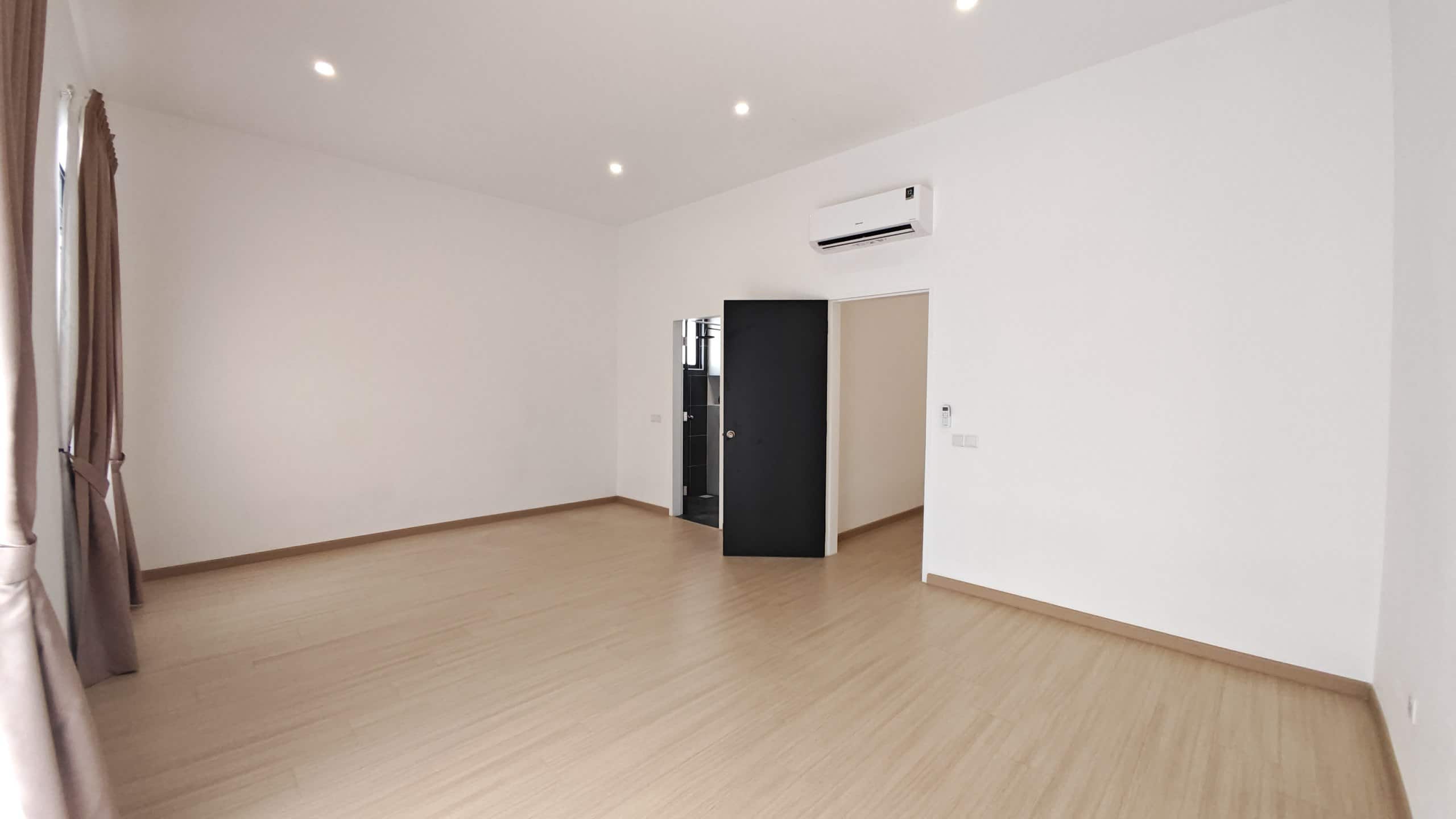 2-Storey Link House Eco Botanic