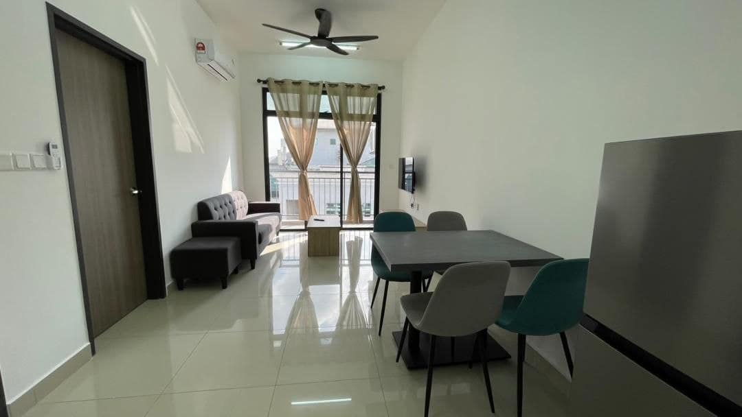Condo Meldrum Height – photo 1
