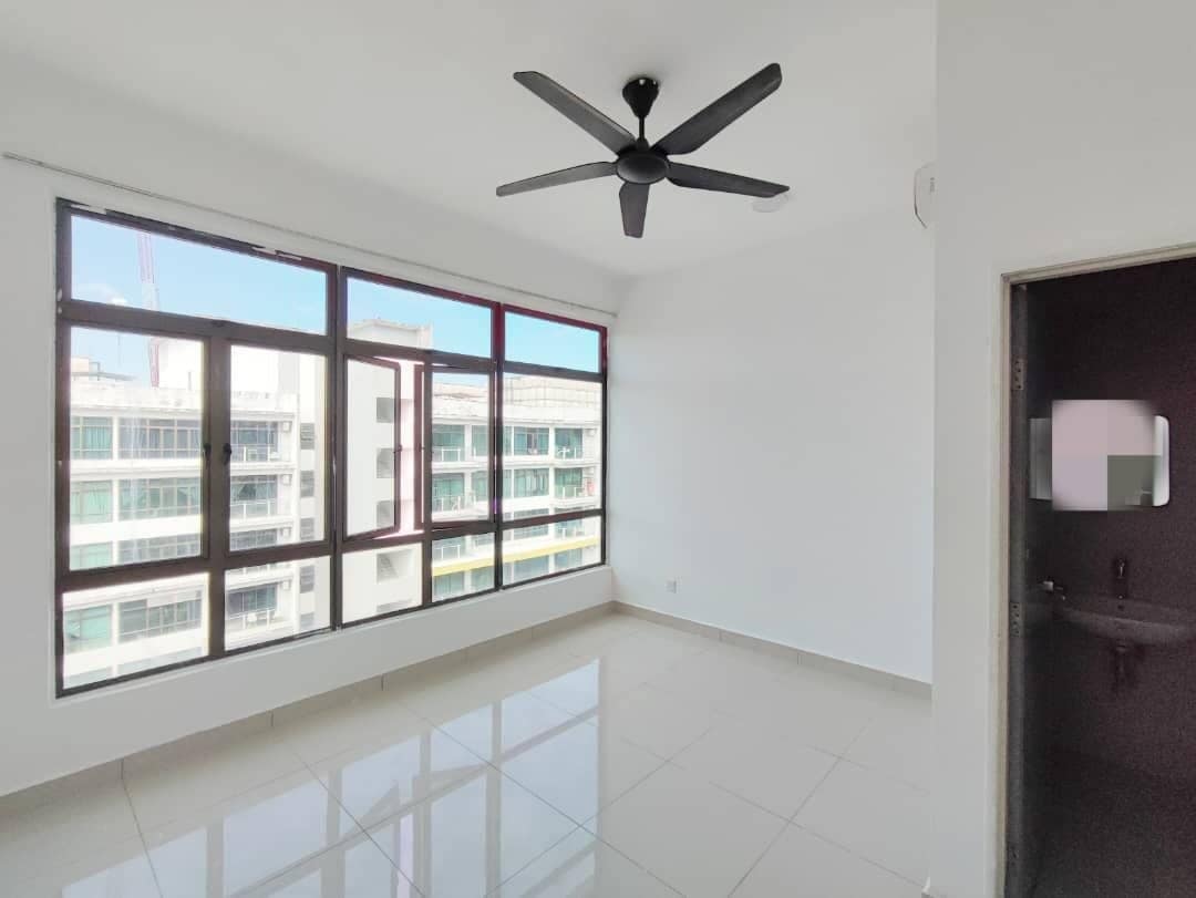 Condo Parc Regency Plentong – photo 1
