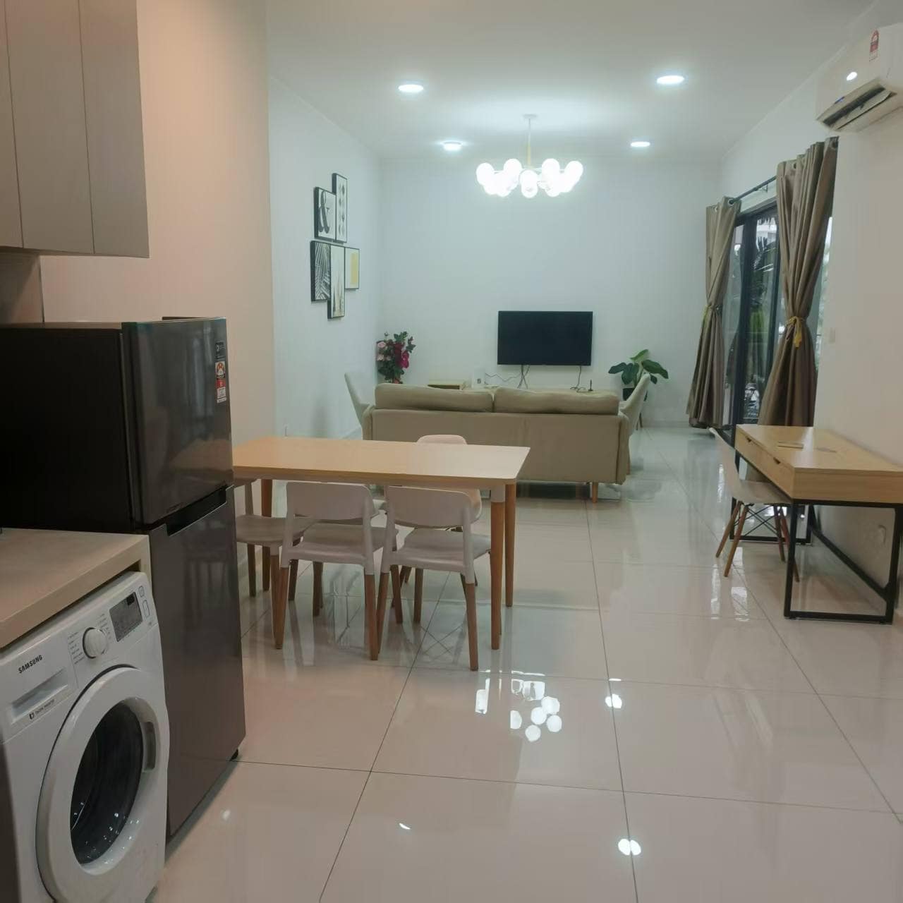 Condo Country Garden Danga Bay – photo 1