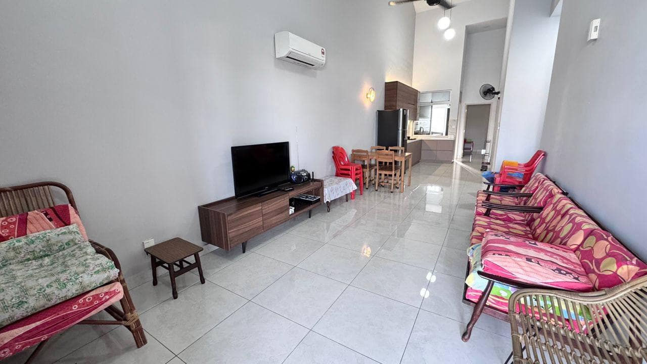 Single Storey Terrace Impian Ikonik – photo 1