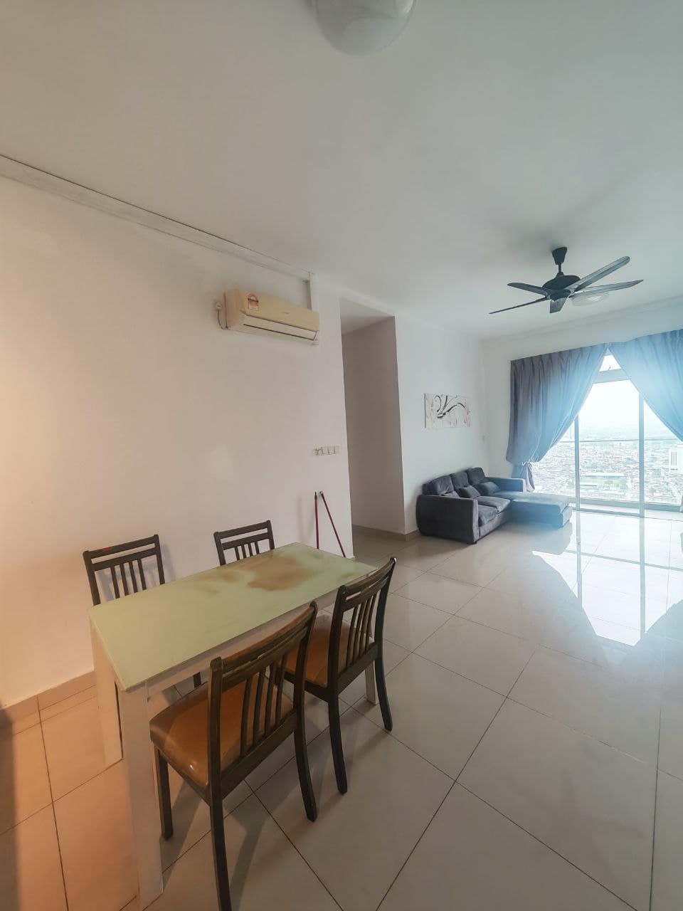 Condo Bay Point – photo 1