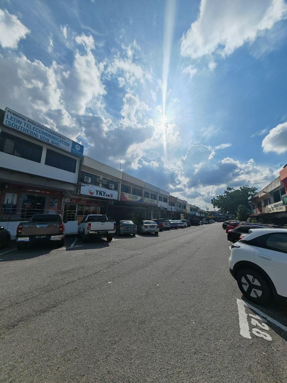 Double Storey Shoplot Jln Rosmerah 2/2 Johor Jaya – photo 1