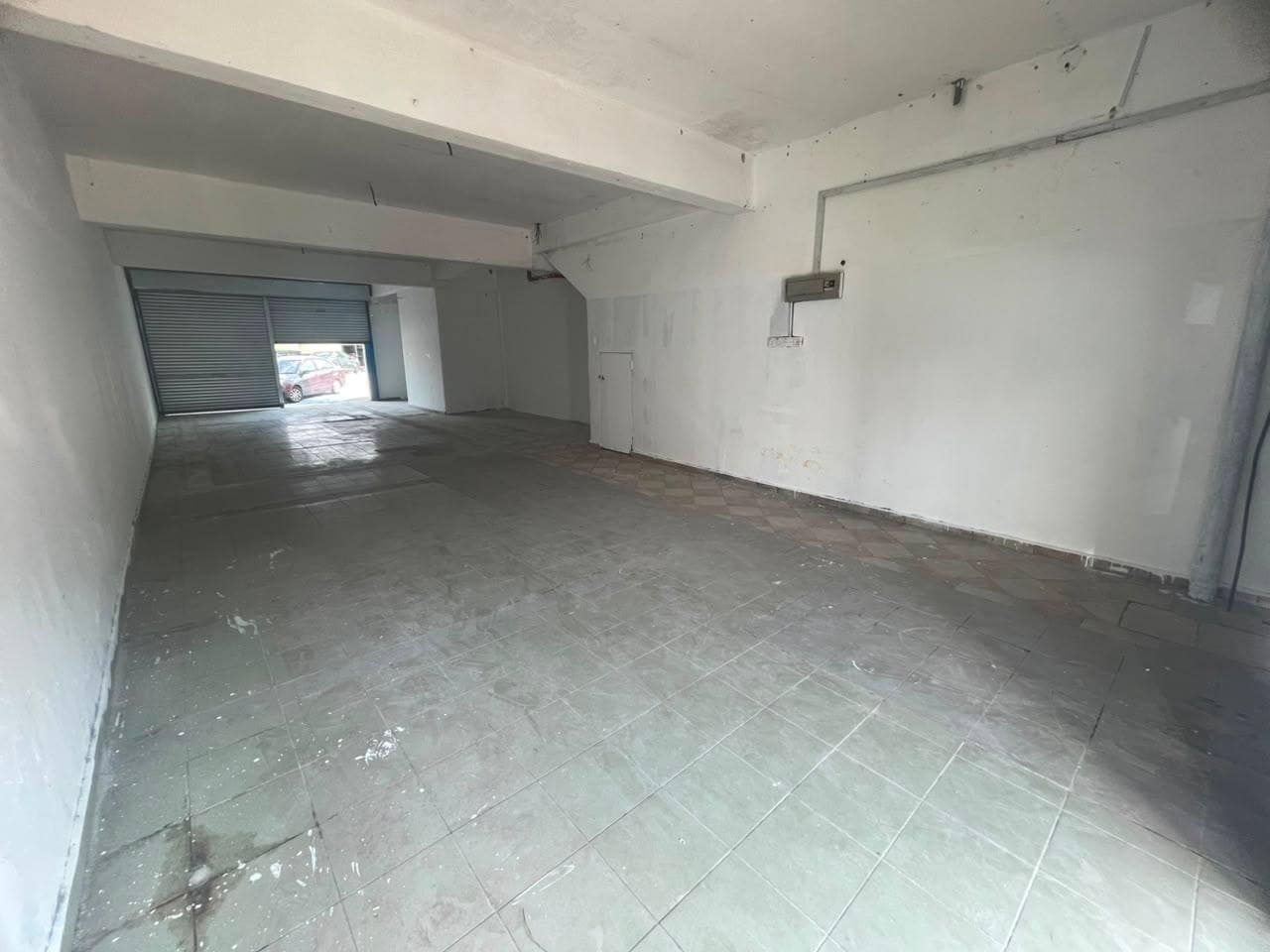 Ground Floor Shop Taman Universiti – photo 1