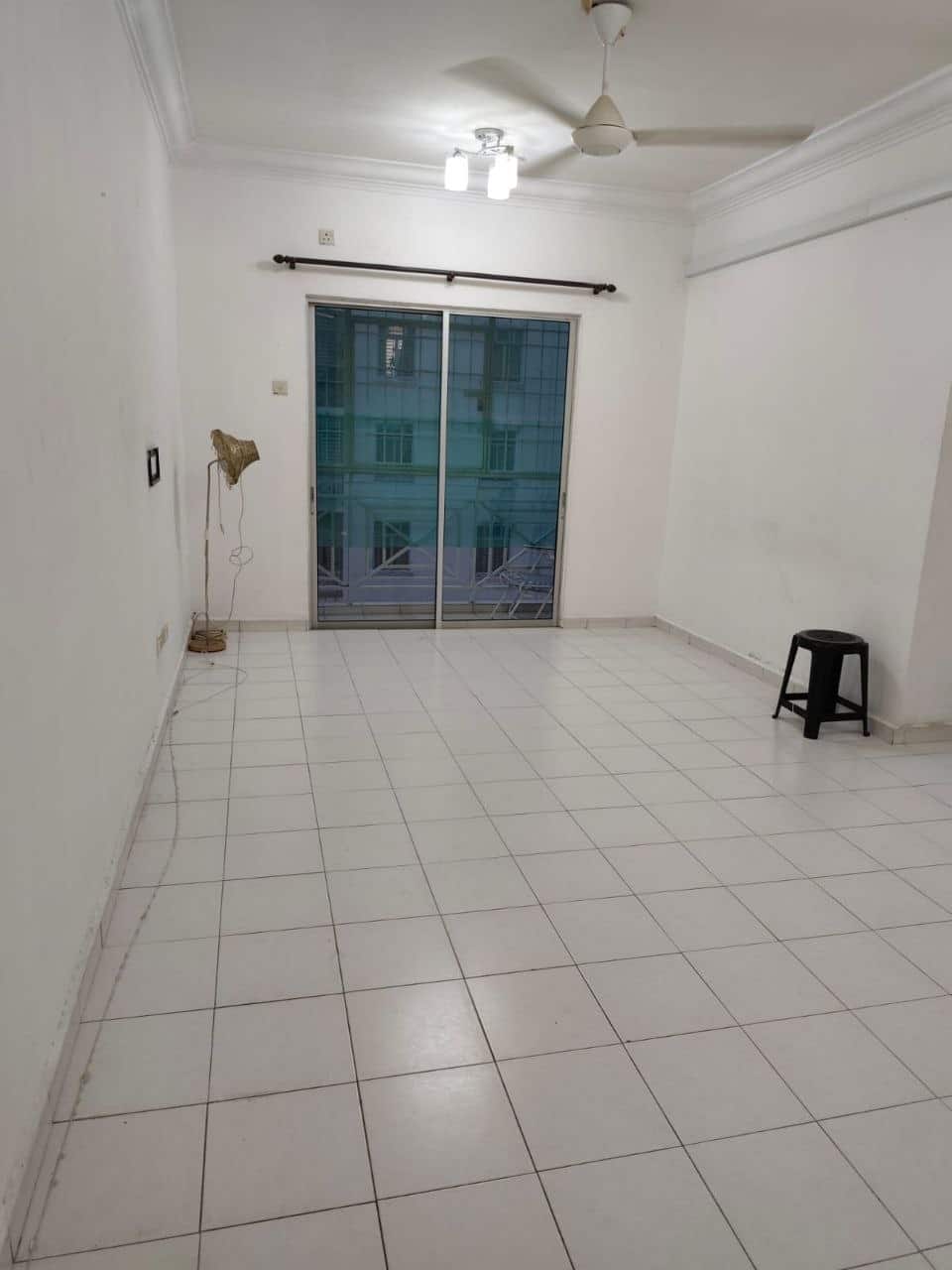 Medium Cost Service Apartment Larkin Idaman