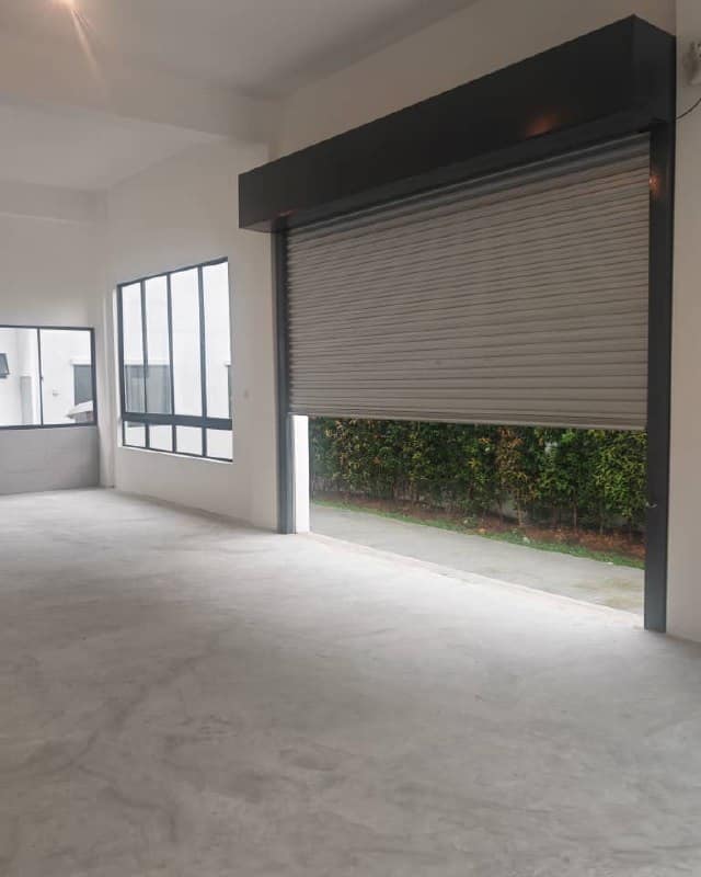 3 Storey Shoplot End Lot Crest Austin Phase 3 – photo 1