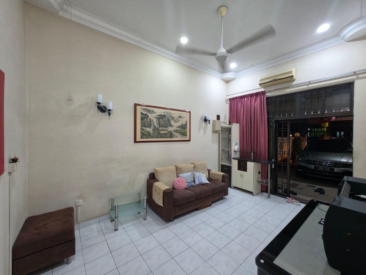 House Taman Bukit Indah – photo 1