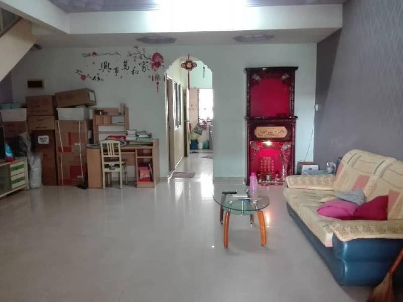Single Storey Terrace Bukit Indah – photo 1