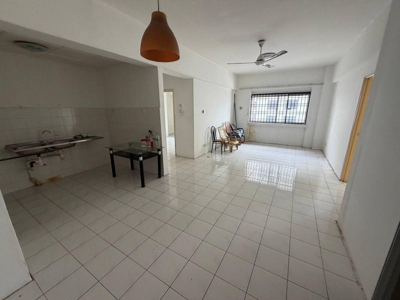 High Floor Apartment Larkin Utama – photo 1