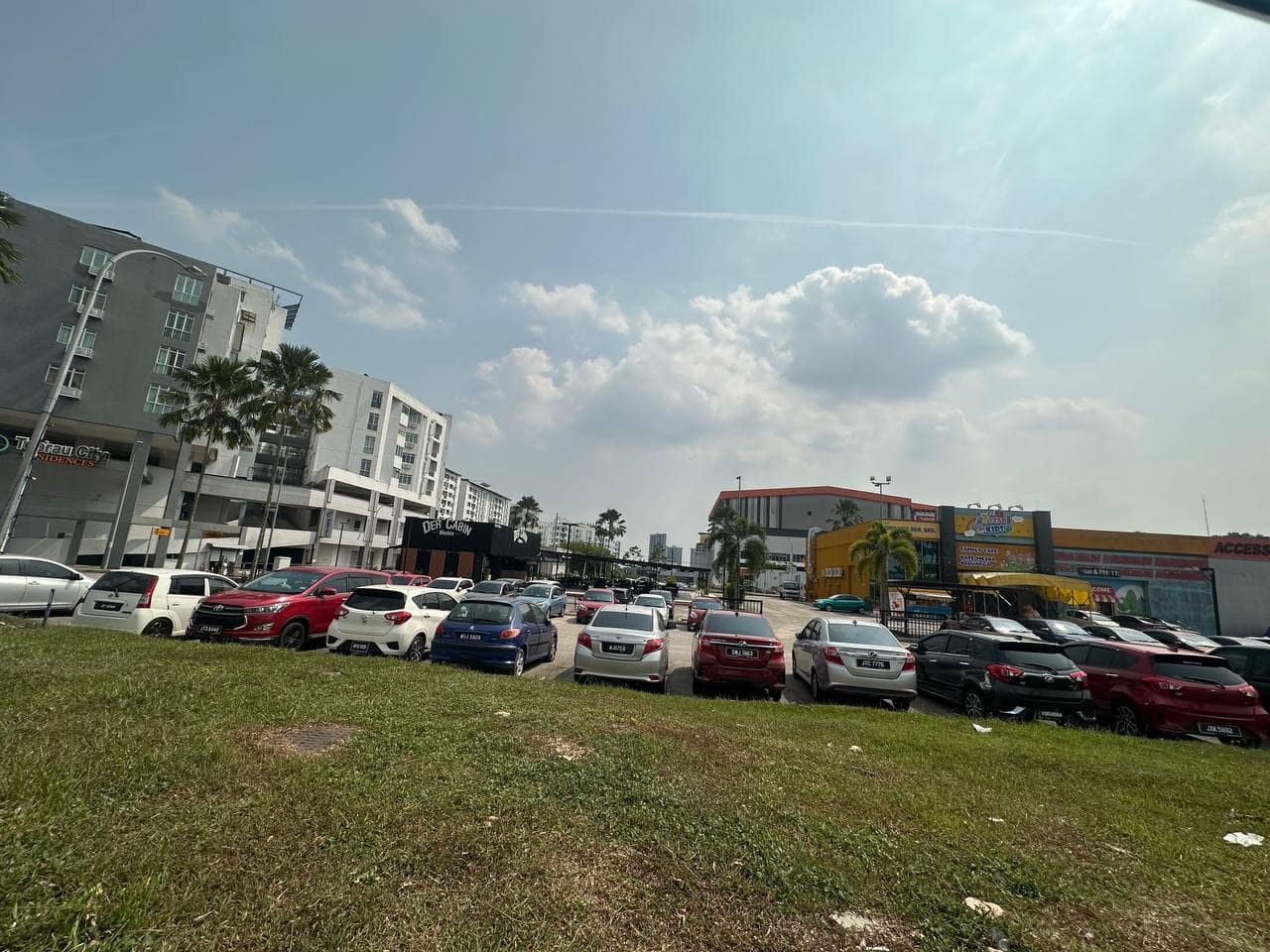 Ground Floor Corner Shoplot Taman Desa Tebrau – photo 1