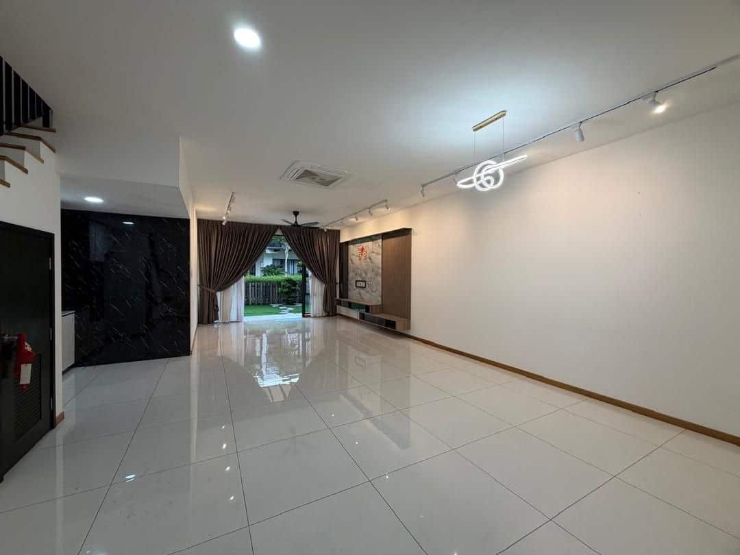 For Rent(RR969)
Waterway Residence, Senibong Cove
…