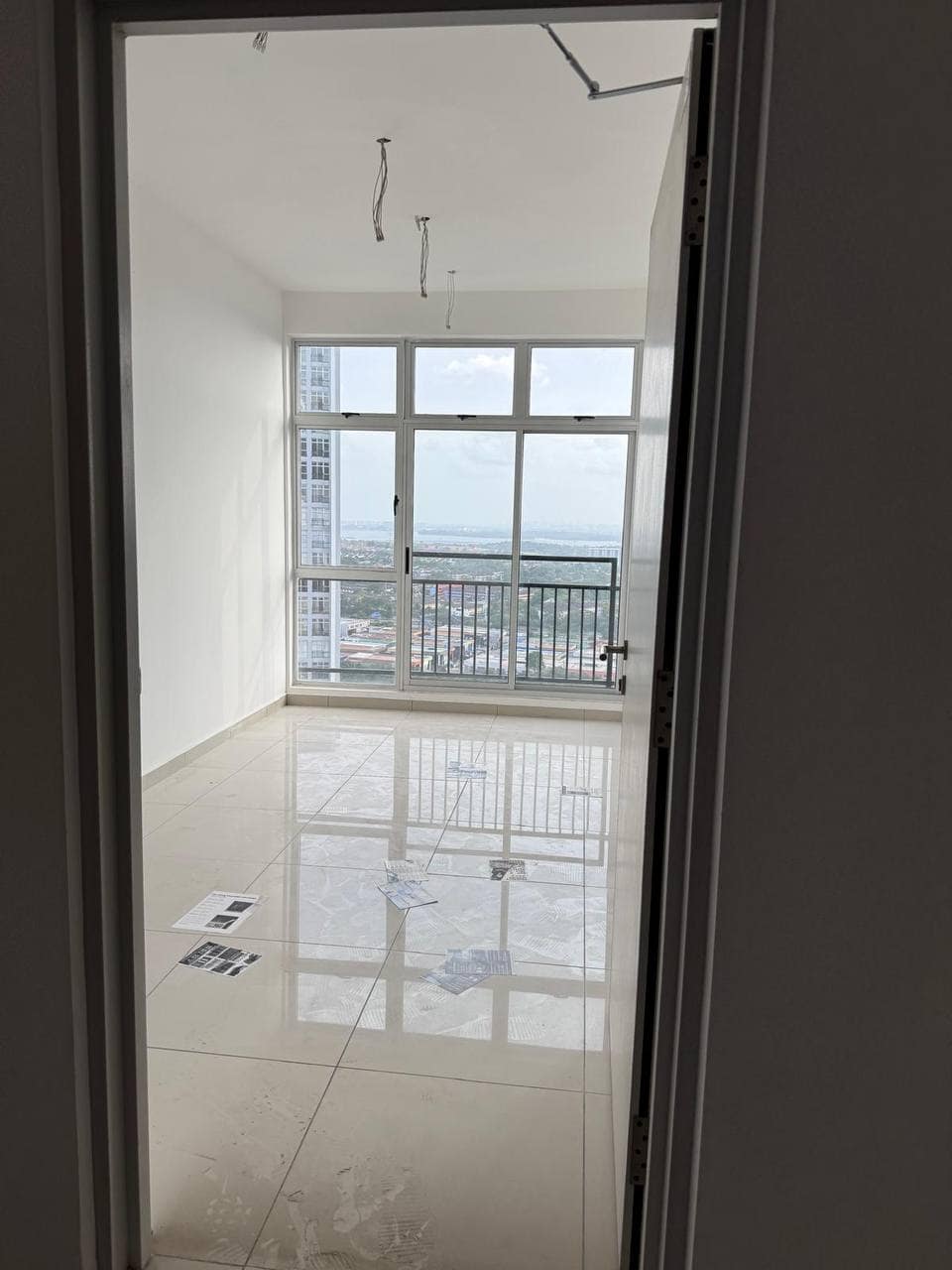 Midas studio
Selling 210k, owner take back 200k
… – photo 1