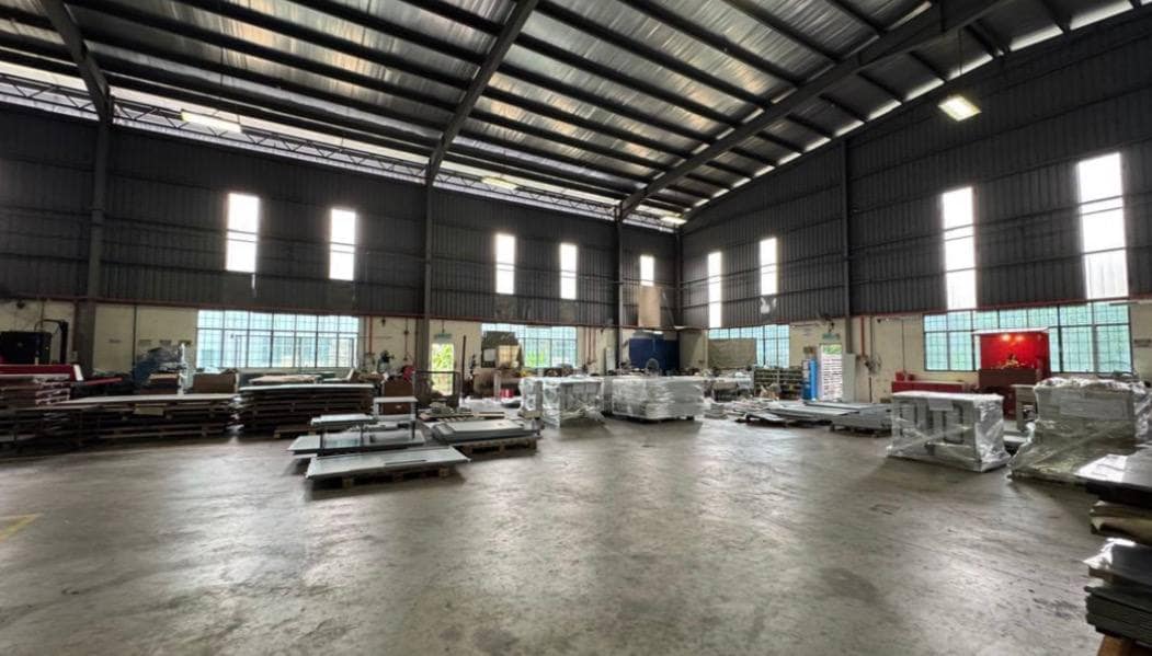 Detached Warehouse Light Industry Kulai Indahpura – photo 1
