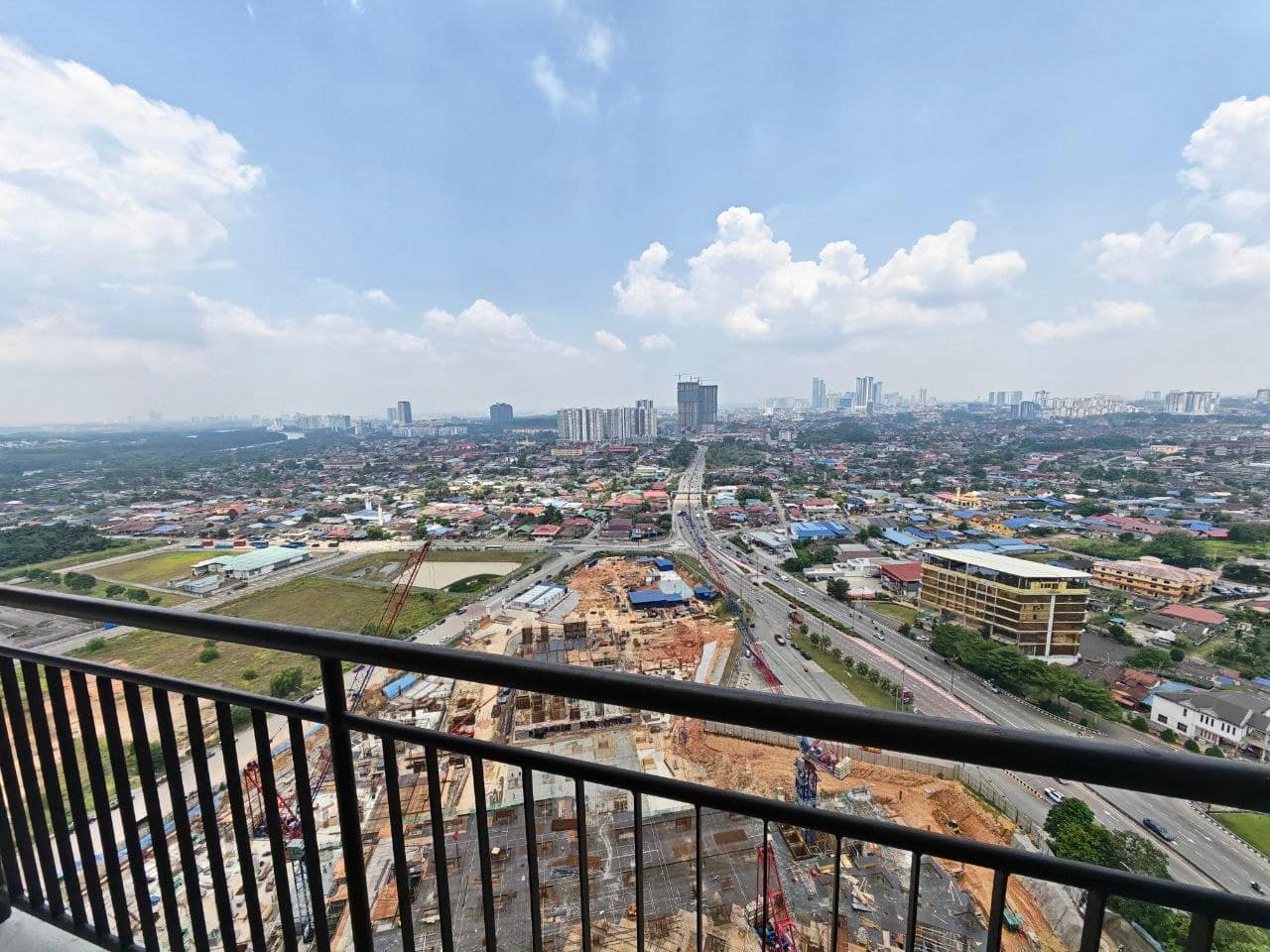 Service Apartment Taman D Utama Perling – photo 1