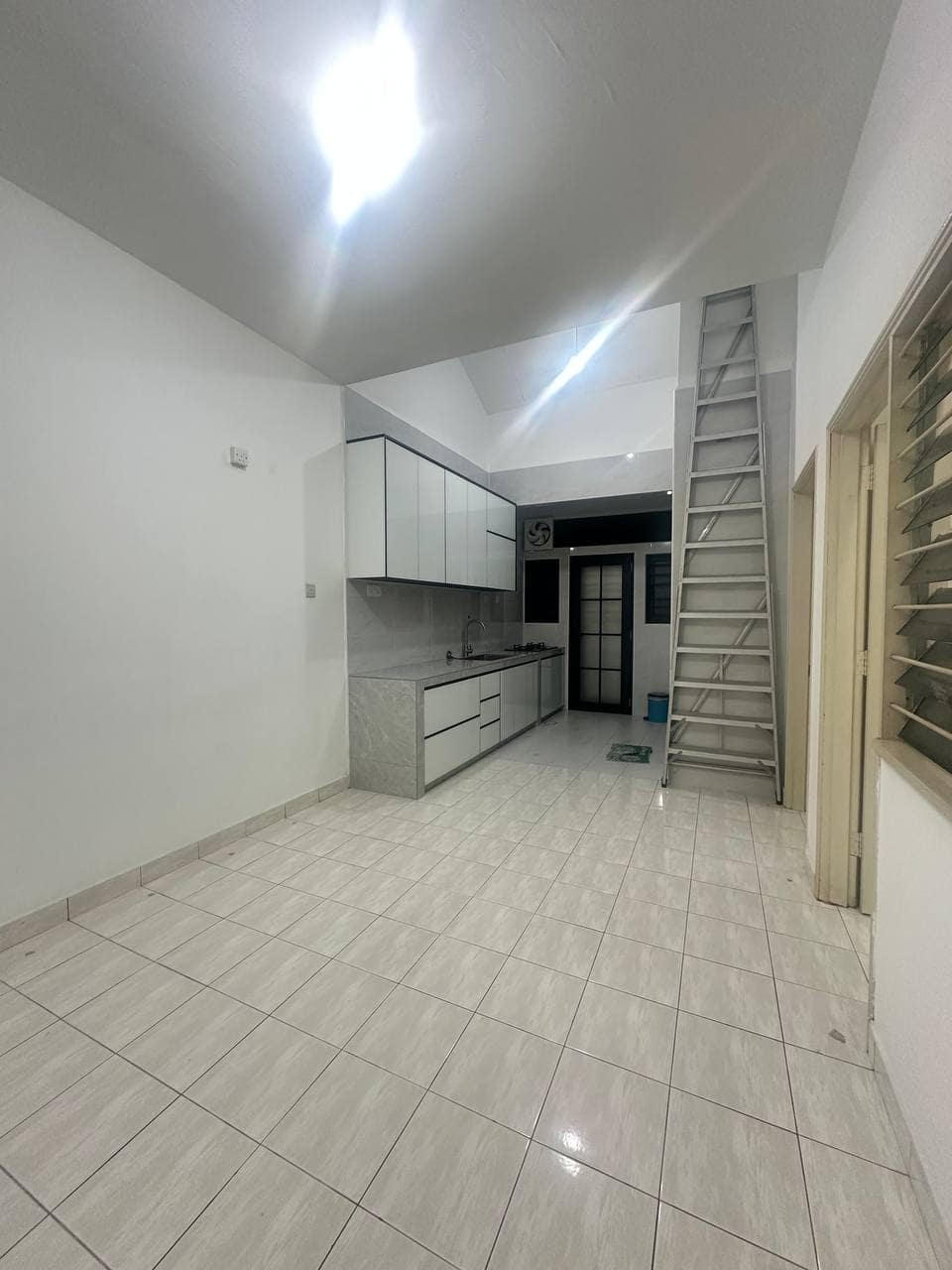 1-Storey Terrace Permas Jaya – photo 1