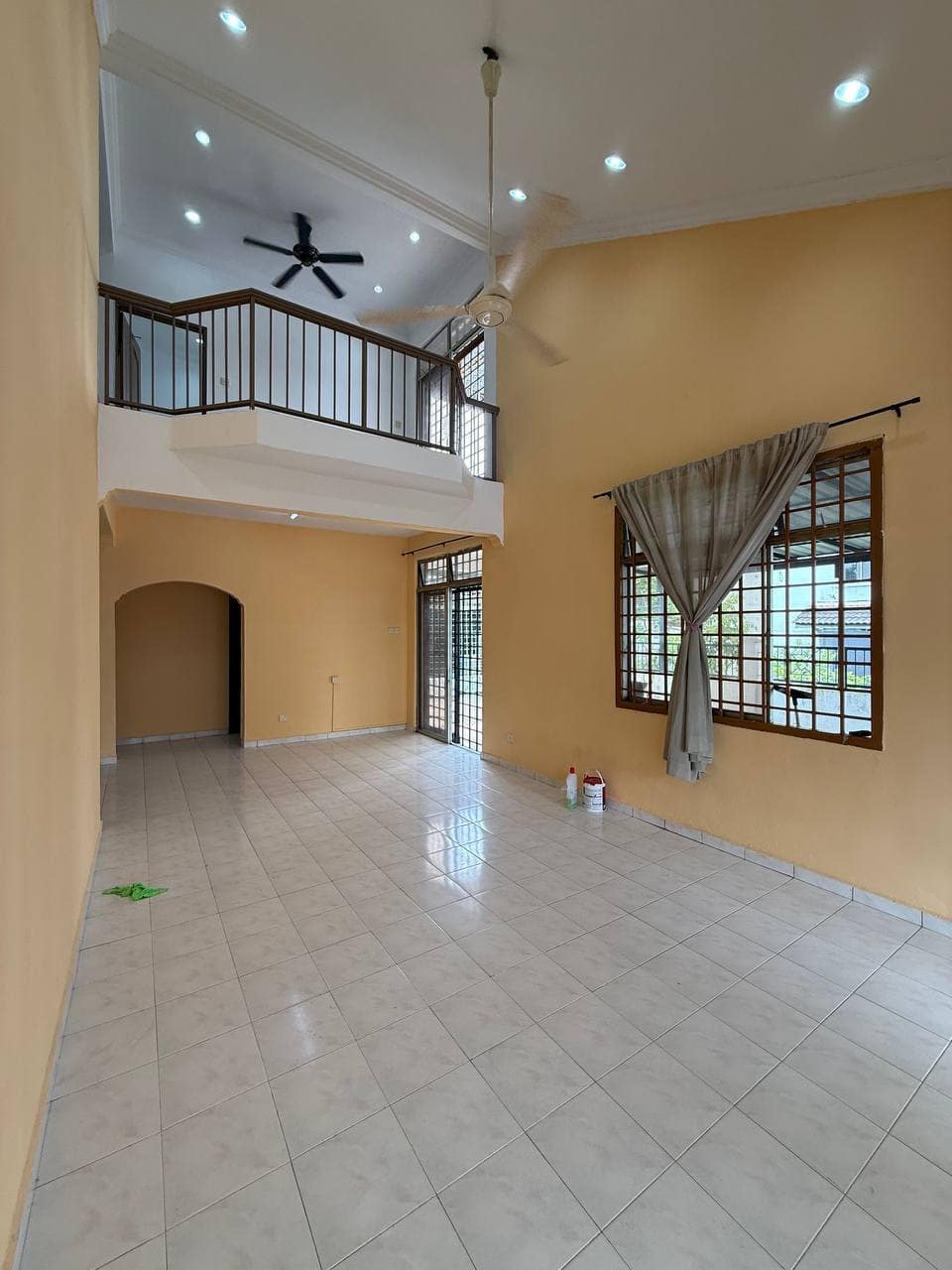 1.5-Storey Semi-D Taman Megah Ria – photo 1