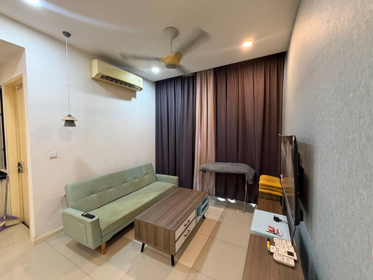 Service Apartment D' Rich Executive Suites Block A – photo 1