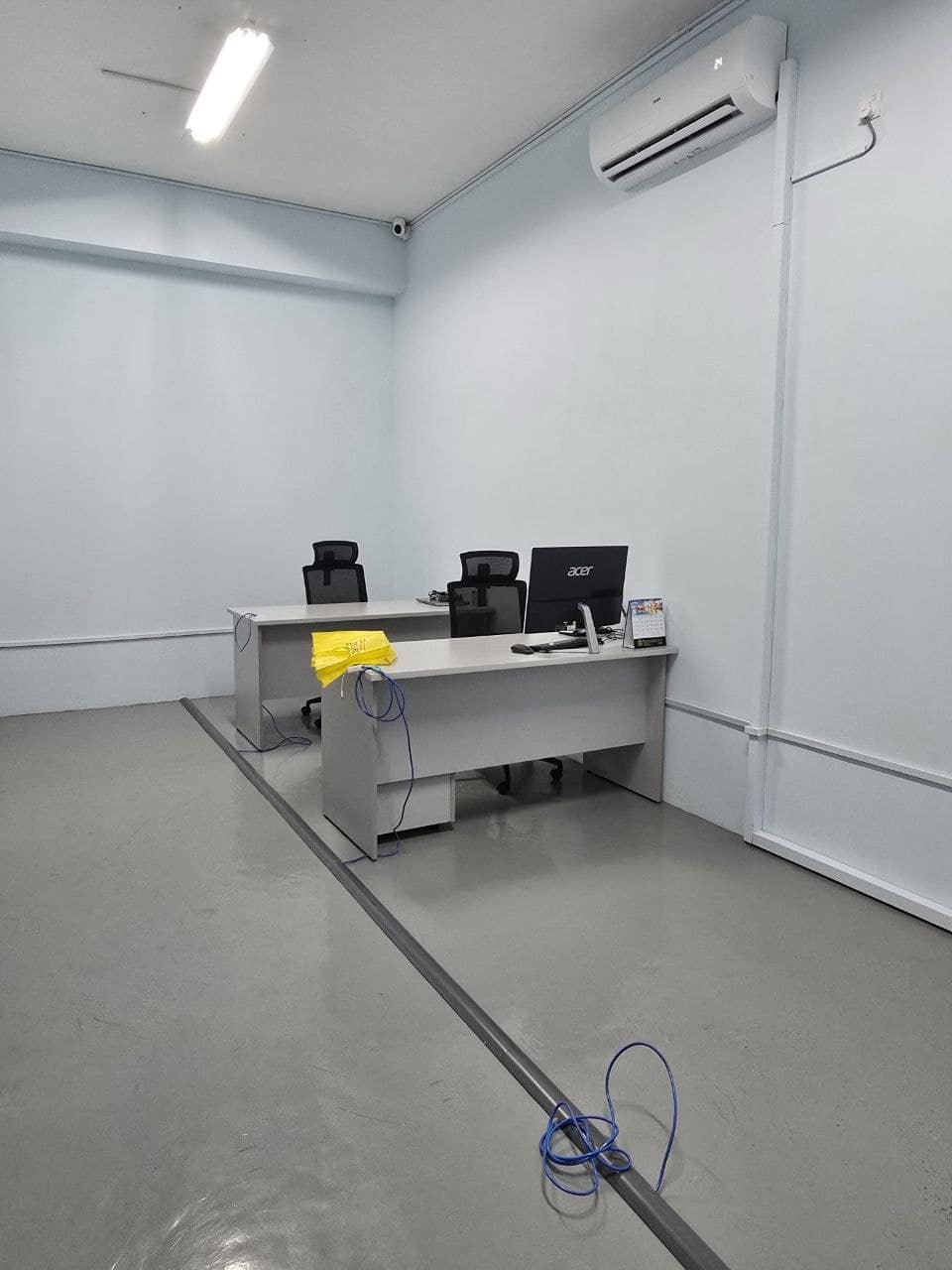 3-Storey Shoplot Taman Perling – photo 1