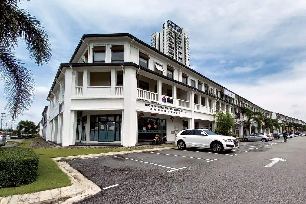 3-Storey Shoplot Eco Botanic