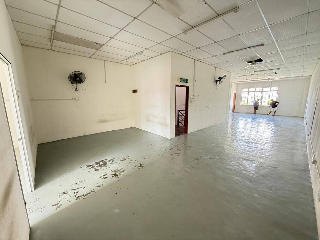 3 Storey Shop Taman Sierra Perdana – photo 1