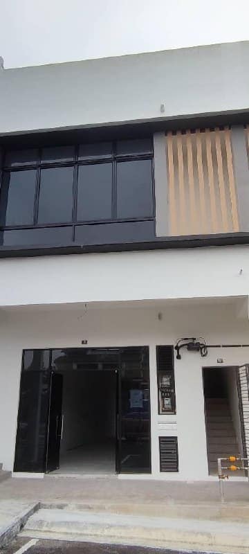 Double storey shoplot Kaze Hill @ Ulu Tiram – photo 1