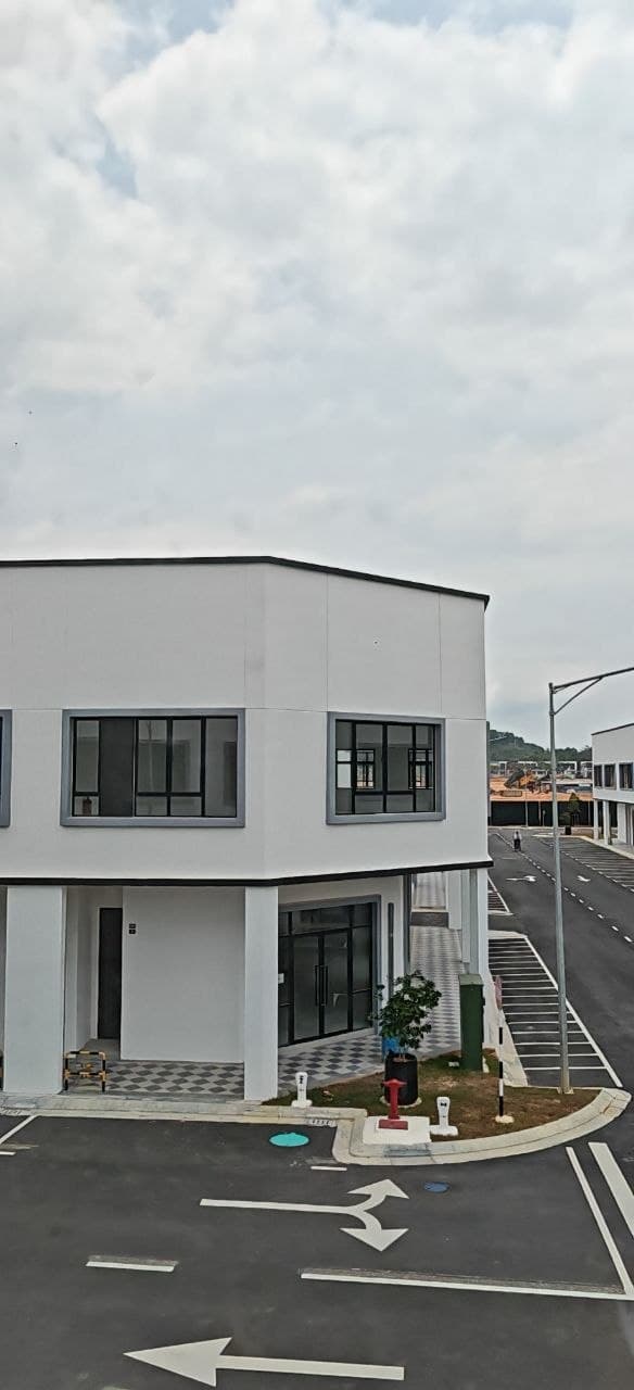 2 Storey Corner Lot Shop Eco Avenue 2 – photo 1